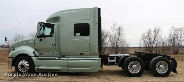 image for item DC3537 2009 International ProStar Premium semi truck
