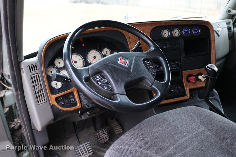 image for item DC3537 2009 International ProStar Premium semi truck