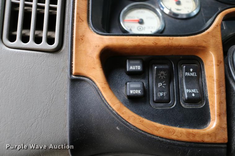 image for item DC3537 2009 International ProStar Premium semi truck