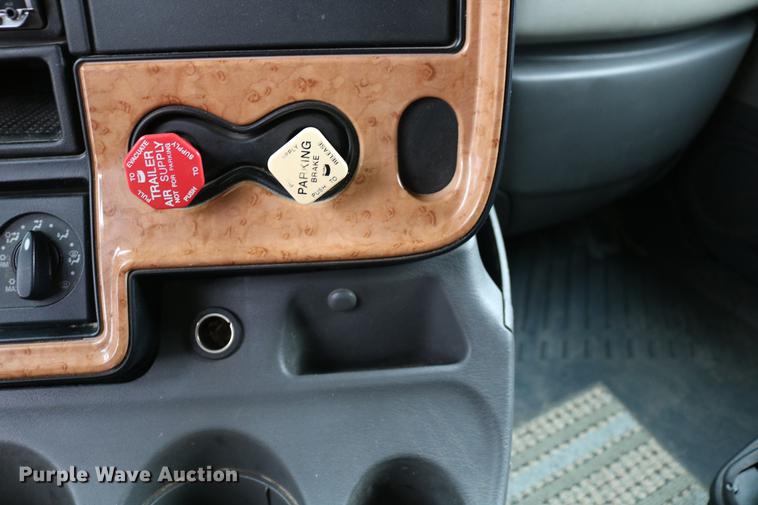 image for item DC3537 2009 International ProStar Premium semi truck