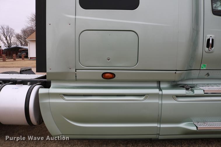 image for item DC3537 2009 International ProStar Premium semi truck