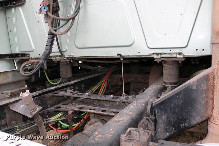 image for item DC3537 2009 International ProStar Premium semi truck