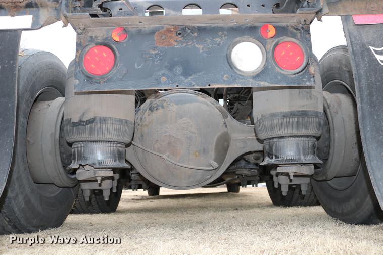 image for item DC3537 2009 International ProStar Premium semi truck