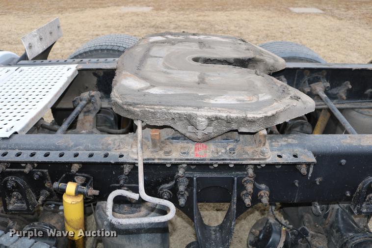 image for item DC3537 2009 International ProStar Premium semi truck