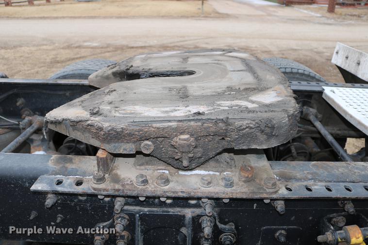 image for item DC3537 2009 International ProStar Premium semi truck