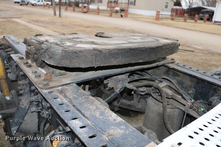 image for item DC3537 2009 International ProStar Premium semi truck