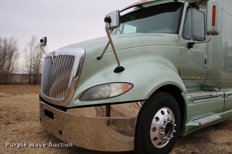 image for item DC3537 2009 International ProStar Premium semi truck