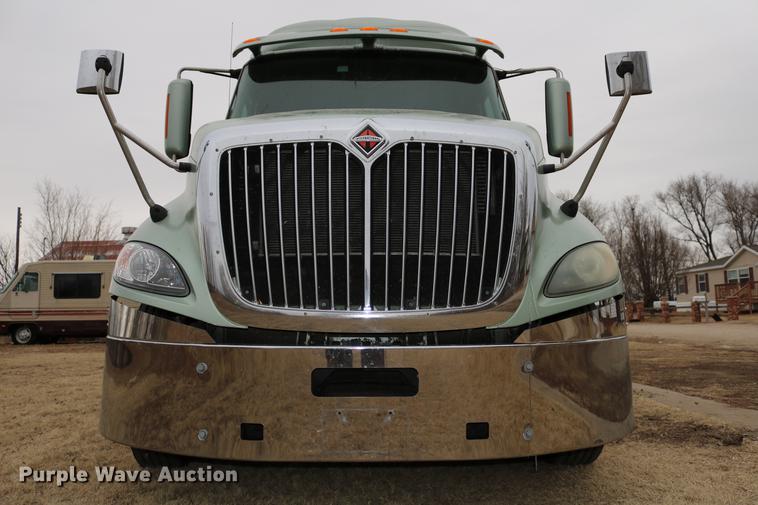 image for item DC3537 2009 International ProStar Premium semi truck