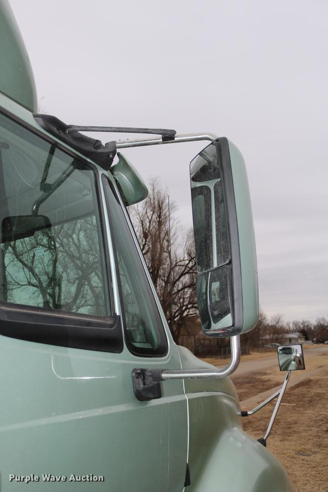 image for item DC3537 2009 International ProStar Premium semi truck