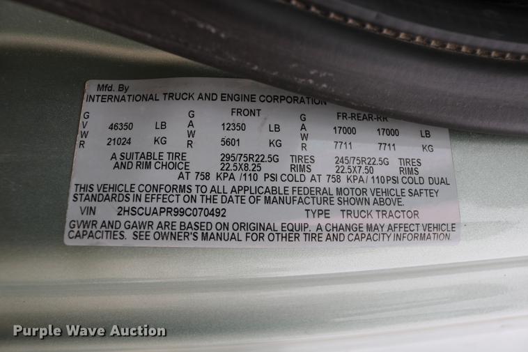 image for item DC3537 2009 International ProStar Premium semi truck