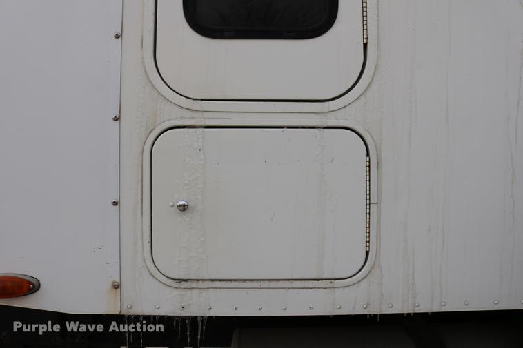 image for item DC3540 2003 Freightliner Century Class ST120 semi truck