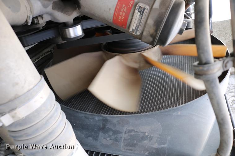 image for item DC3540 2003 Freightliner Century Class ST120 semi truck