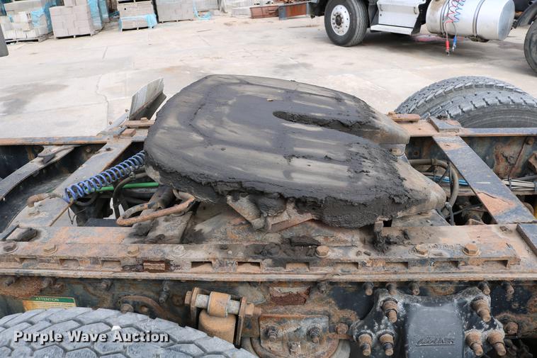 image for item DC3540 2003 Freightliner Century Class ST120 semi truck