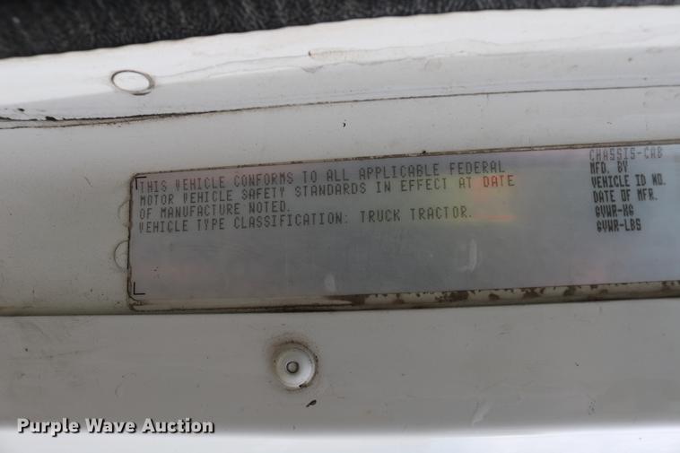 image for item DC3540 2003 Freightliner Century Class ST120 semi truck