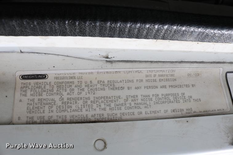 image for item DC3540 2003 Freightliner Century Class ST120 semi truck