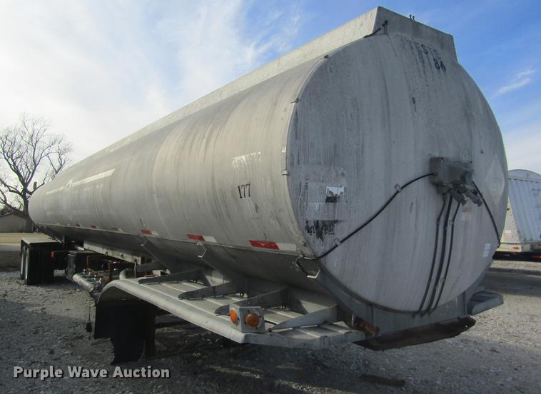 image for item DC4396 1978 shop built tank trailer