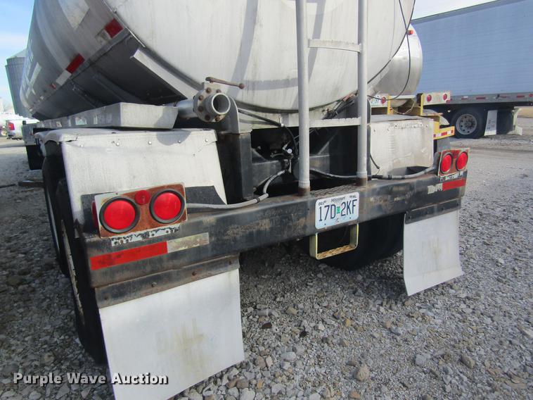 image for item DC4396 1978 shop built tank trailer
