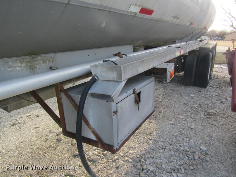 image for item DC4396 1978 shop built tank trailer