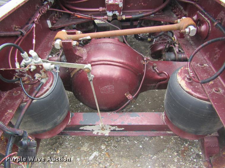 image for item DC4472 2004 Kenworth W900B semi truck