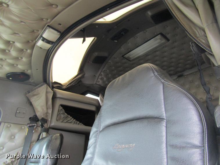 image for item DC4472 2004 Kenworth W900B semi truck