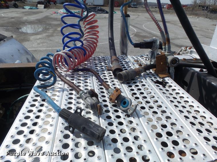 image for item DC7386 1987 Freightliner FLC-64T semi truck