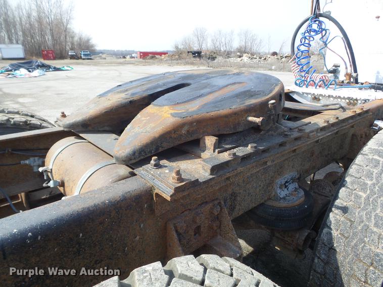 image for item DC7386 1987 Freightliner FLC-64T semi truck