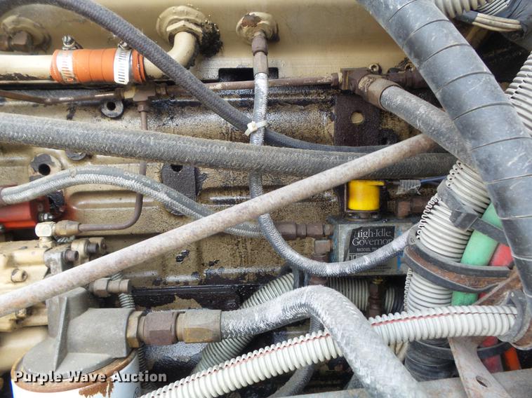 image for item DC7386 1987 Freightliner FLC-64T semi truck