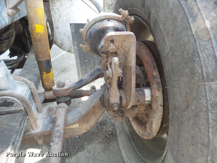 image for item DC7386 1987 Freightliner FLC-64T semi truck