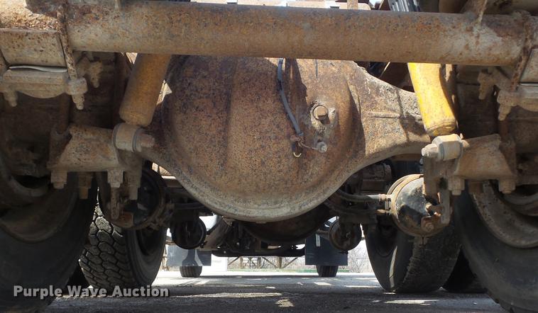 image for item DC7386 1987 Freightliner FLC-64T semi truck