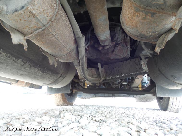 image for item DC7389 1995 Freightliner FLD120 semi truck