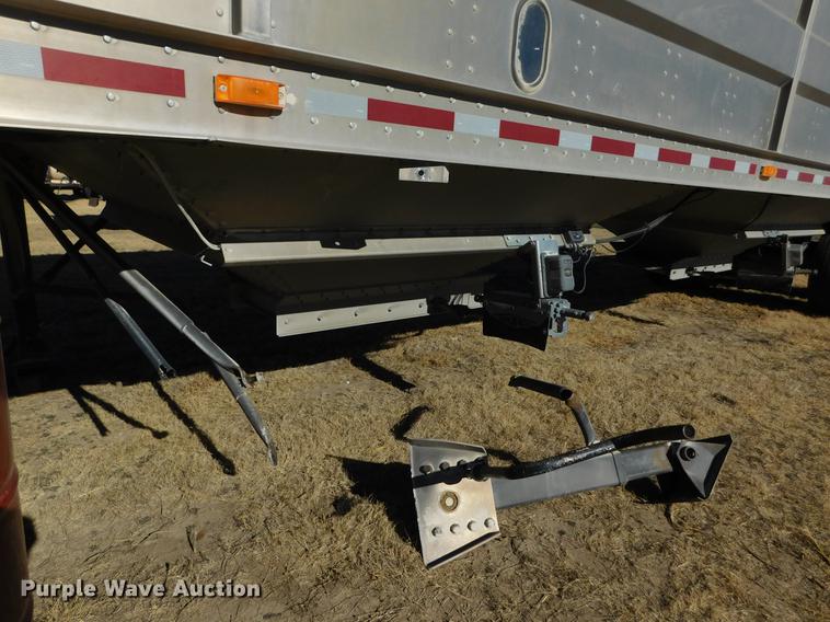 image for item DC8421 2013 Maurer double hopper bottom grain trailer