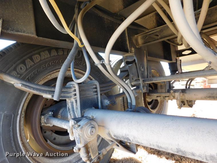 image for item DC8421 2013 Maurer double hopper bottom grain trailer