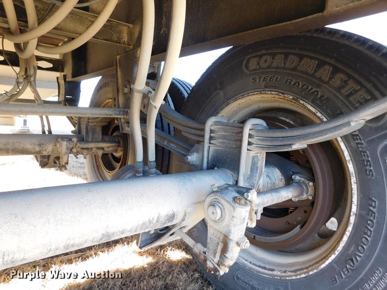 image for item DC8421 2013 Maurer double hopper bottom grain trailer