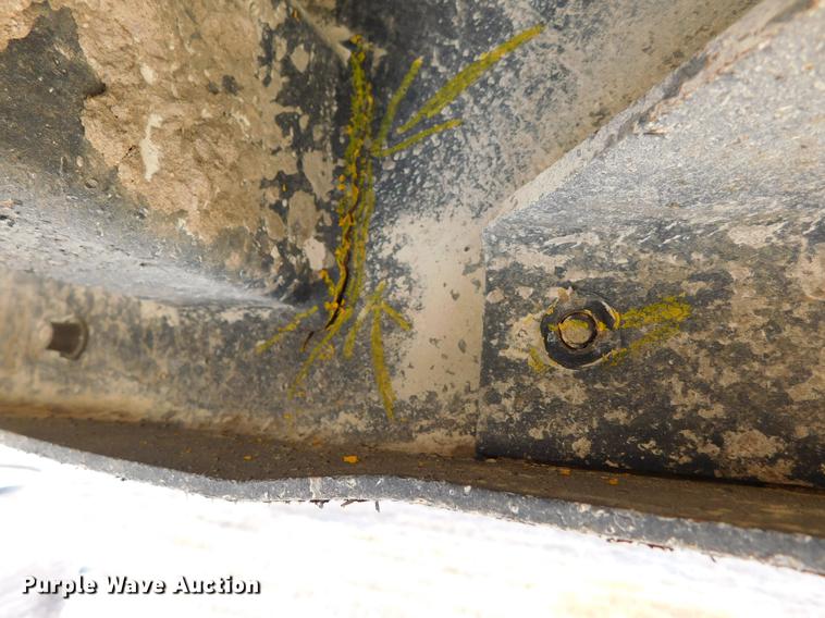 image for item DC8421 2013 Maurer double hopper bottom grain trailer