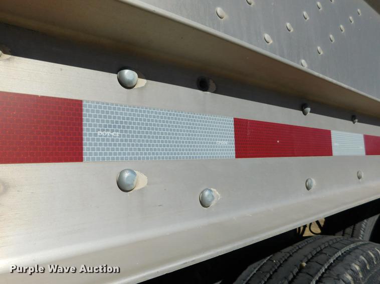 image for item DC8421 2013 Maurer double hopper bottom grain trailer