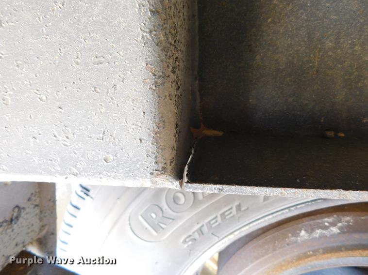 image for item DC8421 2013 Maurer double hopper bottom grain trailer