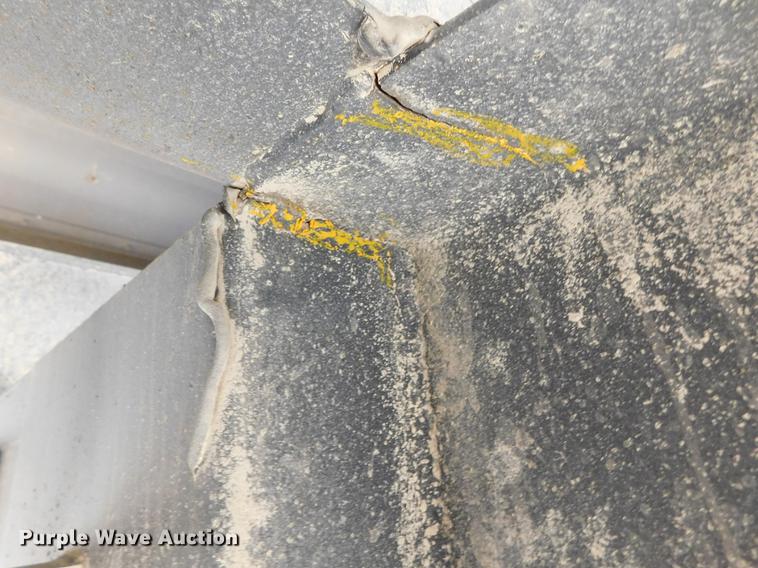 image for item DC8421 2013 Maurer double hopper bottom grain trailer