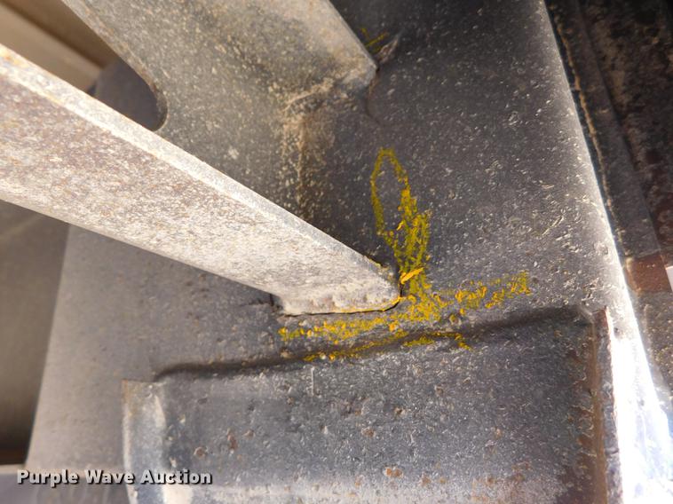 image for item DC8421 2013 Maurer double hopper bottom grain trailer