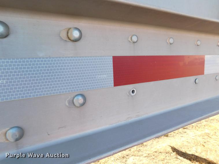 image for item DC8421 2013 Maurer double hopper bottom grain trailer