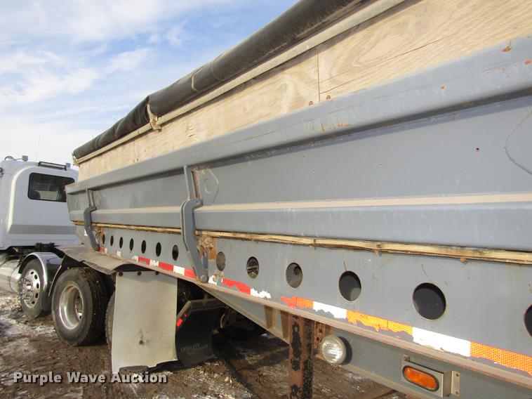 image for item DD2941 2000 Smithco 3003BH side dump trailer
