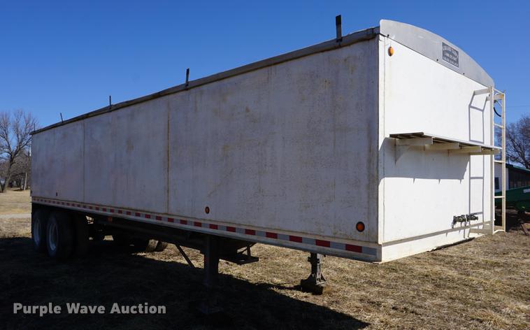 image for item DE3092 2000 shop built double hopper bottom grain trailer