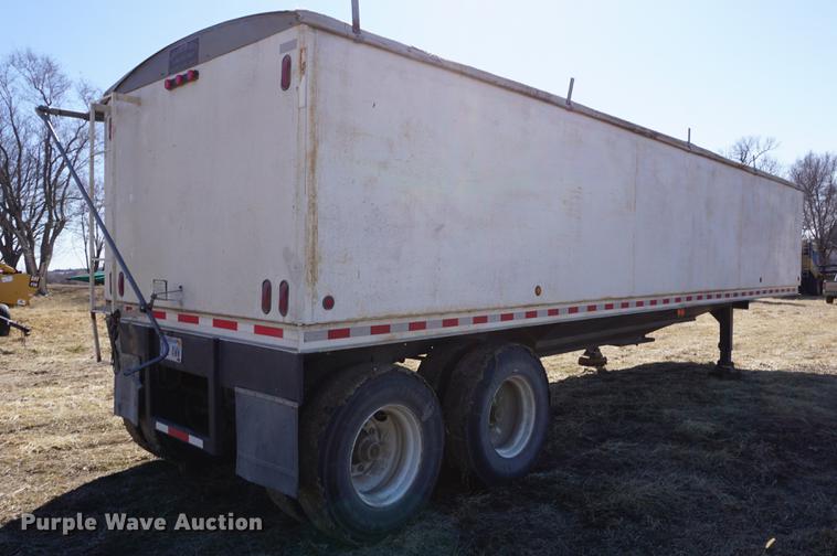 image for item DE3092 2000 shop built double hopper bottom grain trailer