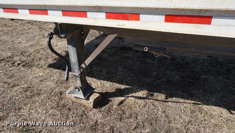 image for item DE3092 2000 shop built double hopper bottom grain trailer