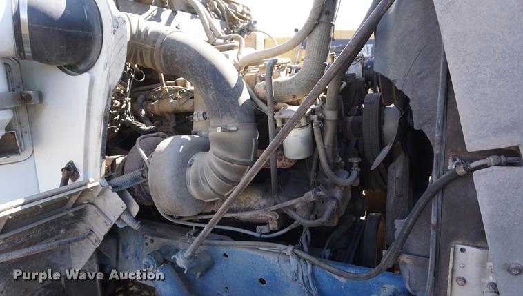 image for item DE3094 1978 GMC General semi truck