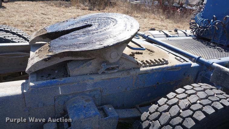 image for item DE3094 1978 GMC General semi truck