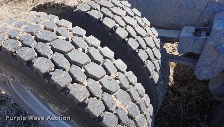 image for item DE3094 1978 GMC General semi truck