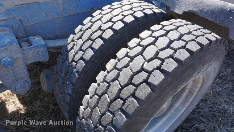 image for item DE3094 1978 GMC General semi truck