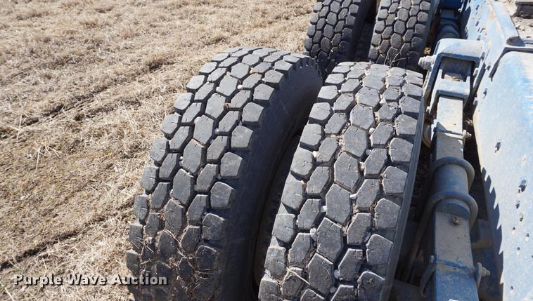 image for item DE3094 1978 GMC General semi truck