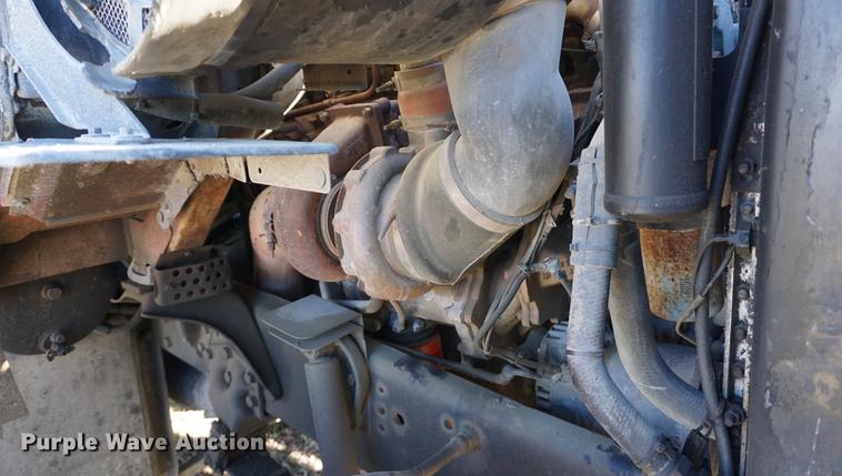 image for item DE3102 1987 Ford L9000 semi truck