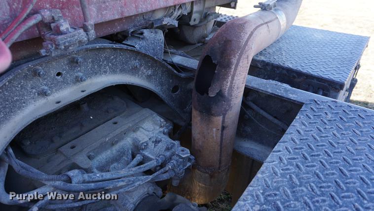 image for item DE3102 1987 Ford L9000 semi truck